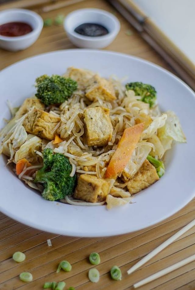 374 Clear Noodle Beansprout Stir Fry.