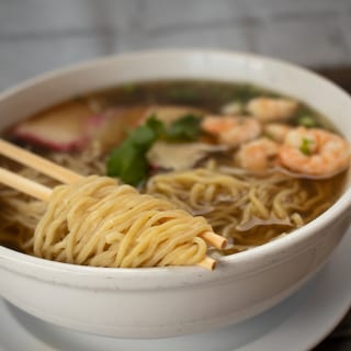 205 Yellow Noodle Seafood