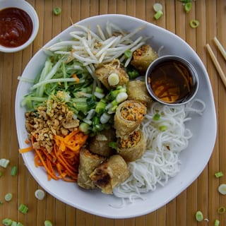 360 Viet Eggrolls Vermicelli Plate