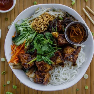 290 Lemongrass Tofu